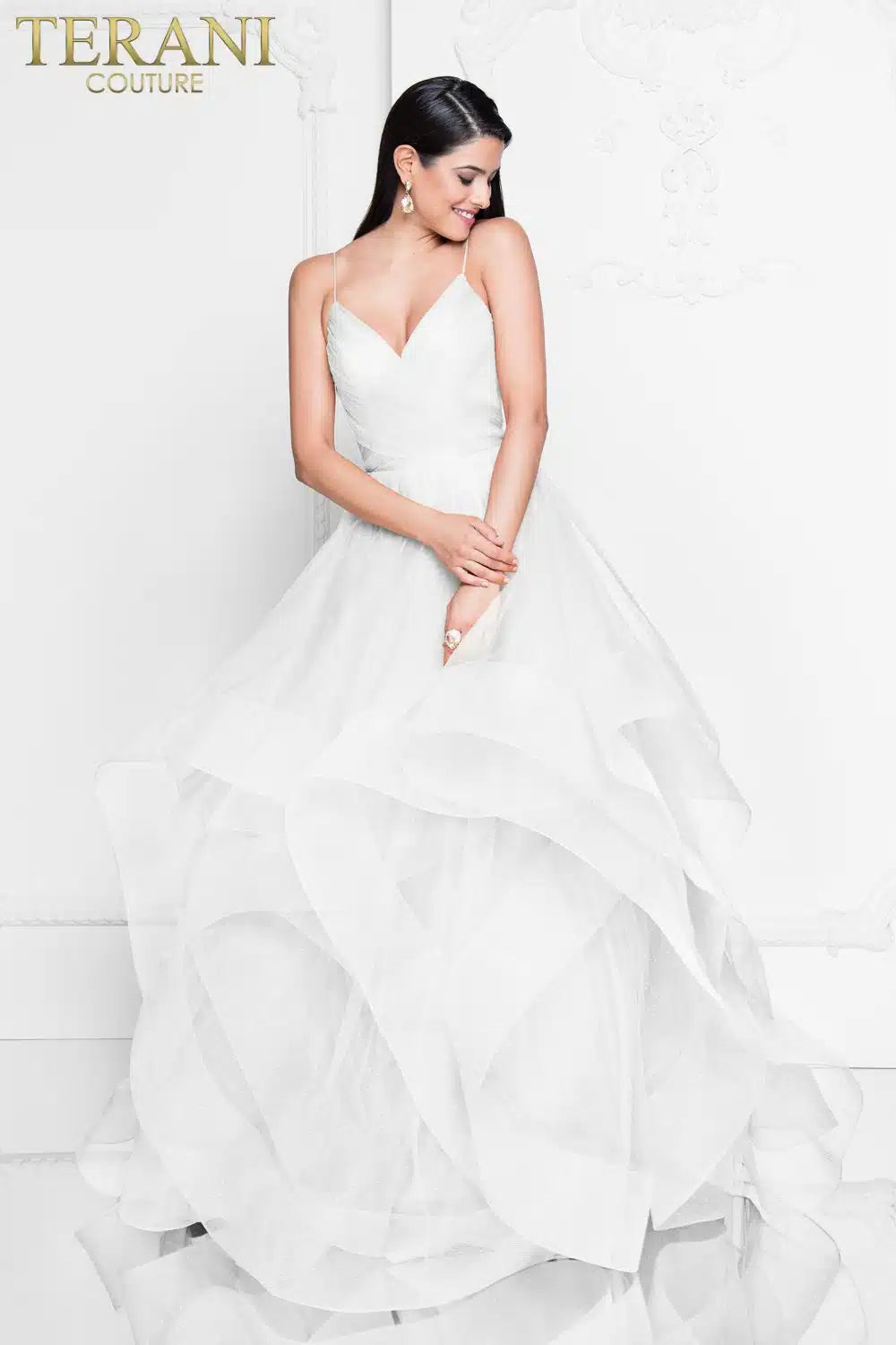 Welcome to WWW.SWANDRESSES.COM, your destination for authentic designer dresses. Discover our Elegant Maxi, Classic Cocktail, Sophisticated Sheath, Glamorous Mermaid, Timeless A-Line, Romantic Lace, Off-the-Shoulder, and High-Low Dresses. Perfect for weddings, galas, proms, and special occasions. Elevate your style 