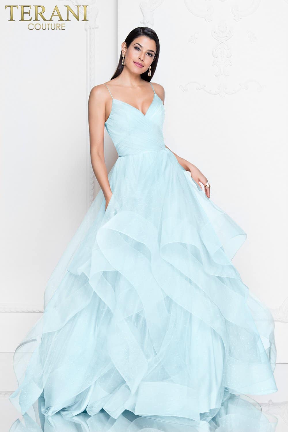 Welcome to WWW.SWANDRESSES.COM, your destination for authentic designer dresses. Discover our Elegant Maxi, Classic Cocktail, Sophisticated Sheath, Glamorous Mermaid, Timeless A-Line, Romantic Lace, Off-the-Shoulder, and High-Low Dresses. Perfect for weddings, galas, proms, and special occasions. Elevate your style 