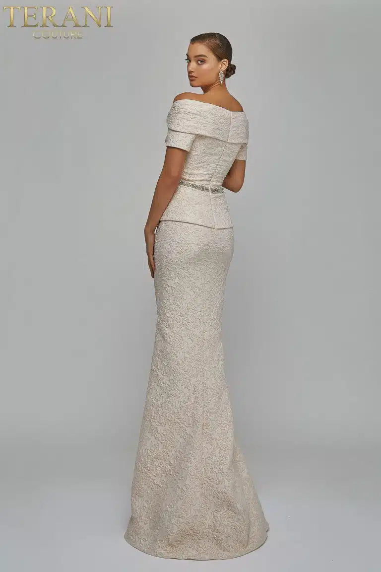 Welcome to WWW.SWANDRESSES.COM, your destination for authentic designer dresses. Discover our Elegant Maxi, Classic Cocktail, Sophisticated Sheath, Glamorous Mermaid, Timeless A-Line, Romantic Lace, Off-the-Shoulder, and High-Low Dresses. Perfect for weddings, galas, proms, and special occasions. Elevate your style 