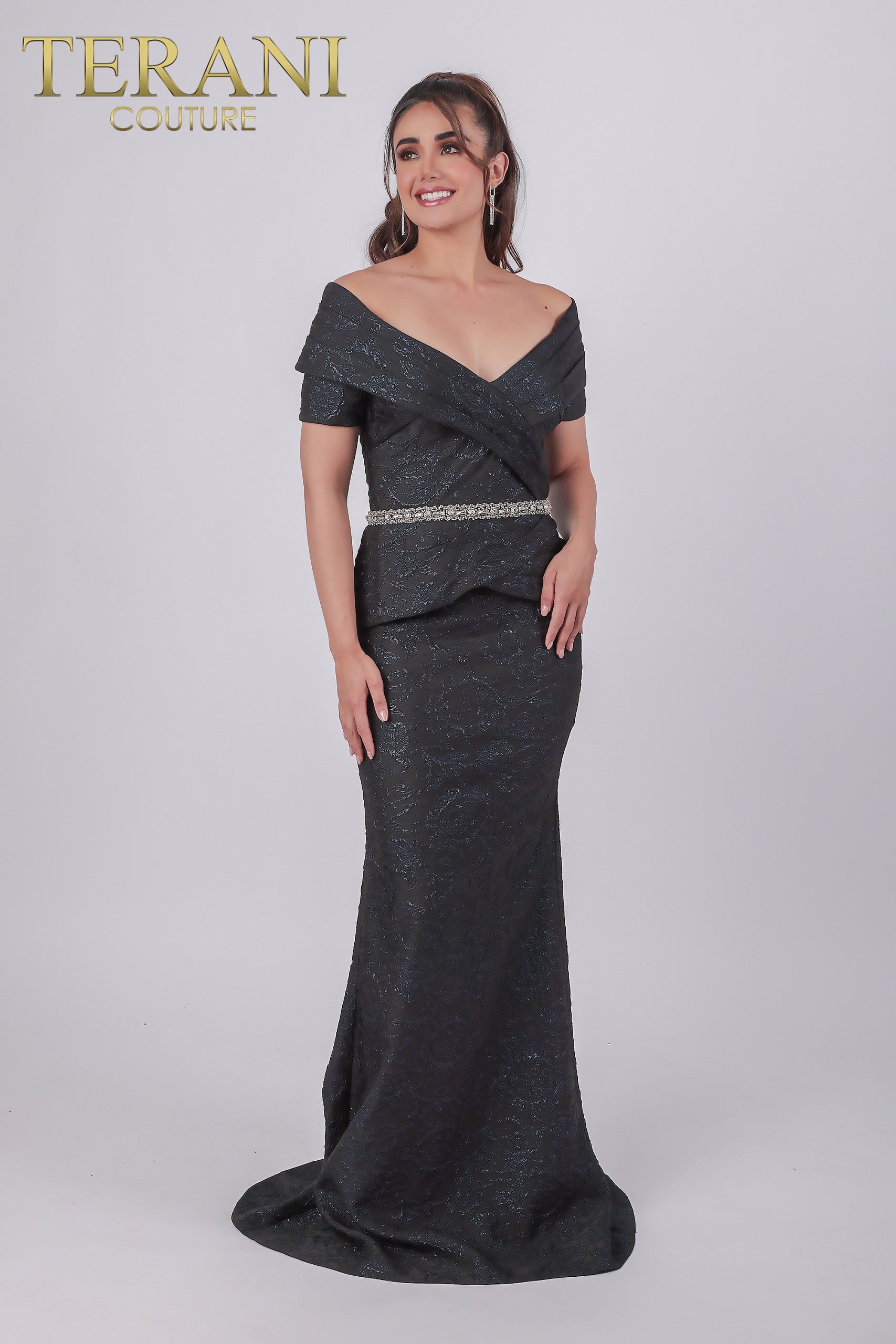 Welcome to WWW.SWANDRESSES.COM, your destination for authentic designer dresses. Discover our Elegant Maxi, Classic Cocktail, Sophisticated Sheath, Glamorous Mermaid, Timeless A-Line, Romantic Lace, Off-the-Shoulder, and High-Low Dresses. Perfect for weddings, galas, proms, and special occasions. Elevate your style 