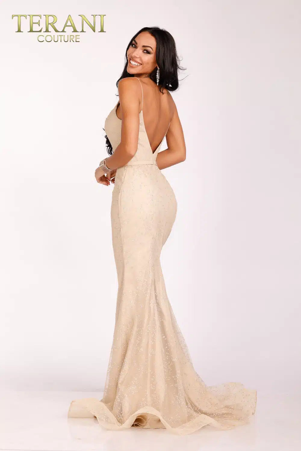 Welcome to WWW.SWANDRESSES.COM, your destination for authentic designer dresses. Discover our Elegant Maxi, Classic Cocktail, Sophisticated Sheath, Glamorous Mermaid, Timeless A-Line, Romantic Lace, Off-the-Shoulder, and High-Low Dresses. Perfect for weddings, galas, proms, and special occasions. Elevate your style 