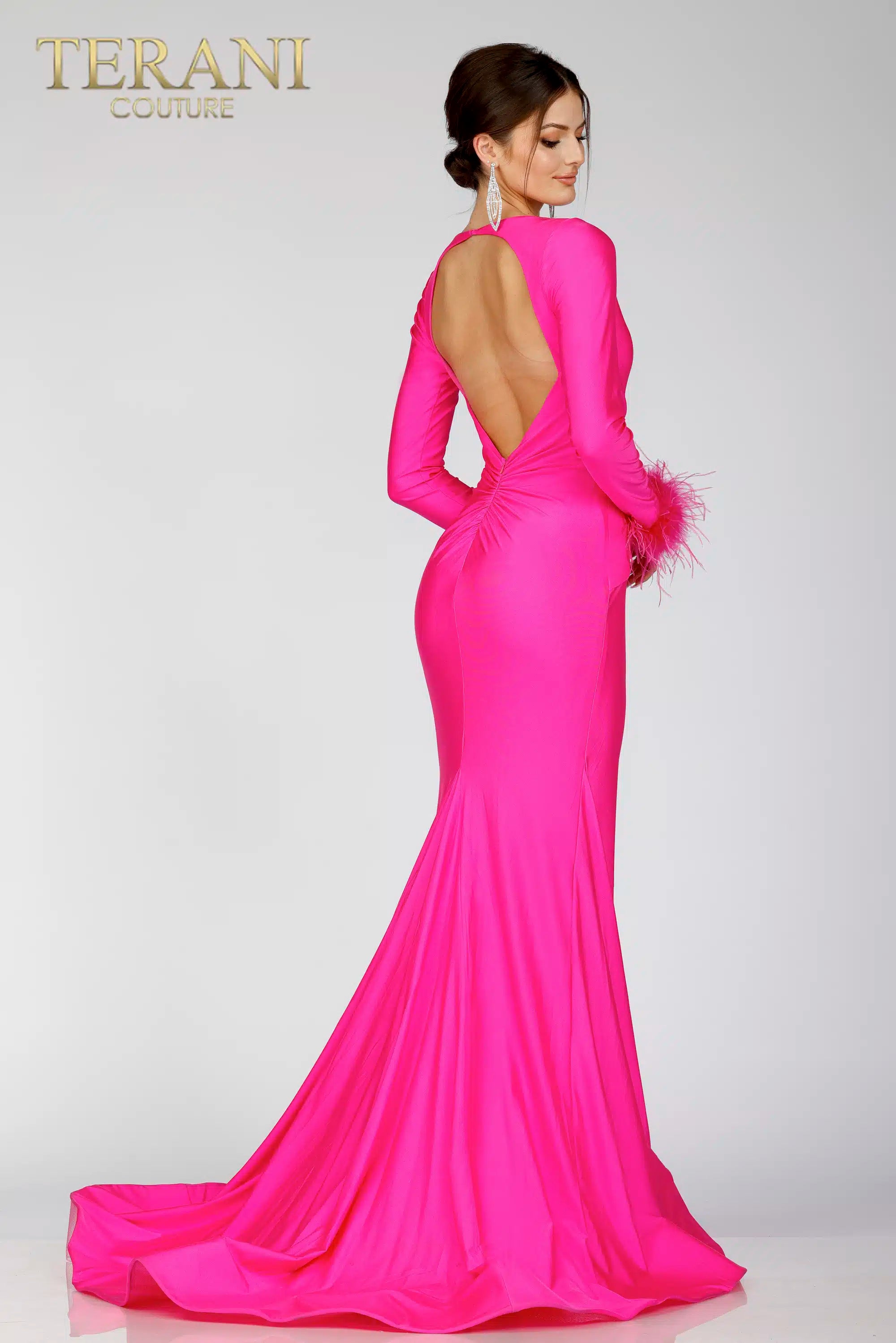 Welcome to WWW.SWANDRESSES.COM, your destination for authentic designer dresses. Discover our Elegant Maxi, Classic Cocktail, Sophisticated Sheath, Glamorous Mermaid, Timeless A-Line, Romantic Lace, Off-the-Shoulder, and High-Low Dresses. Perfect for weddings, galas, proms, and special occasions. Elevate your style 