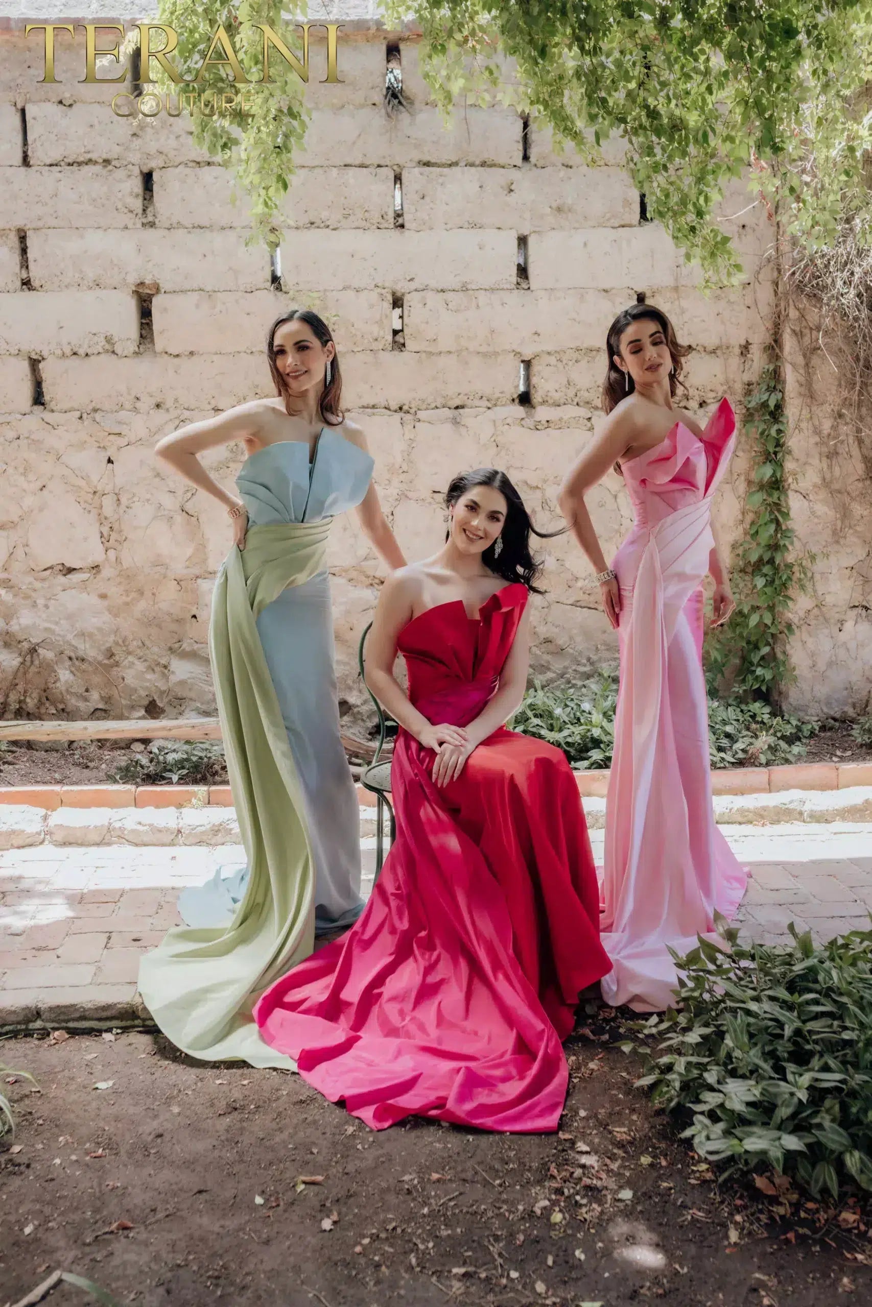 Welcome to WWW.SWANDRESSES.COM, your destination for authentic designer dresses. Discover our Elegant Maxi, Classic Cocktail, Sophisticated Sheath, Glamorous Mermaid, Timeless A-Line, Romantic Lace, Off-the-Shoulder, and High-Low Dresses. Perfect for weddings, galas, proms, and special occasions. Elevate your style 