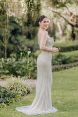 Welcome to WWW.SWANDRESSES.COM, your destination for authentic designer dresses. Discover our Elegant Maxi, Classic Cocktail, Sophisticated Sheath, Glamorous Mermaid, Timeless A-Line, Romantic Lace, Off-the-Shoulder, and High-Low Dresses. Perfect for weddings, galas, proms, and special occasions. Elevate your style 