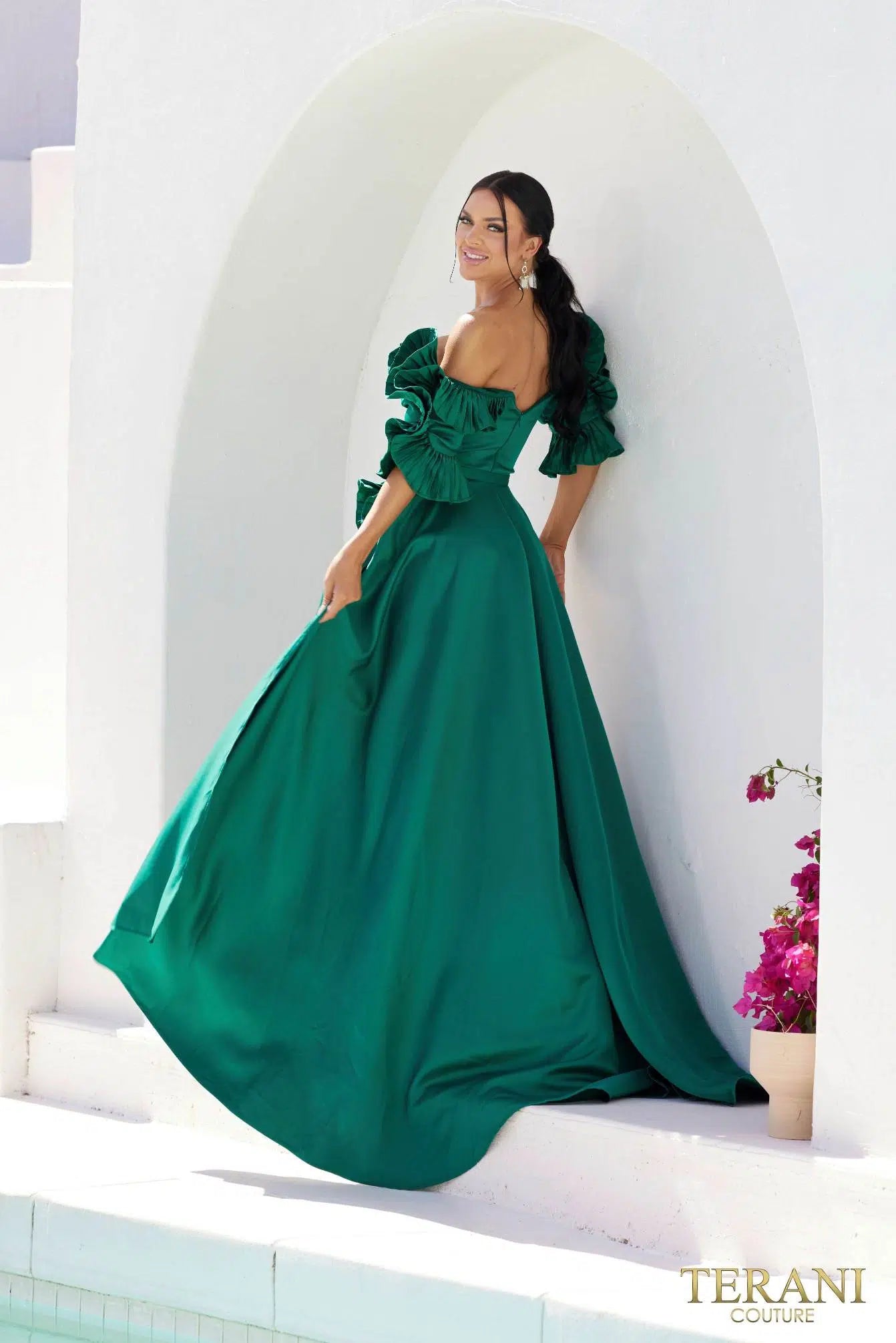 Welcome to WWW.SWANDRESSES.COM, your destination for authentic designer dresses. Discover our Elegant Maxi, Classic Cocktail, Sophisticated Sheath, Glamorous Mermaid, Timeless A-Line, Romantic Lace, Off-the-Shoulder, and High-Low Dresses. Perfect for weddings, galas, proms, and special occasions. Elevate your style 