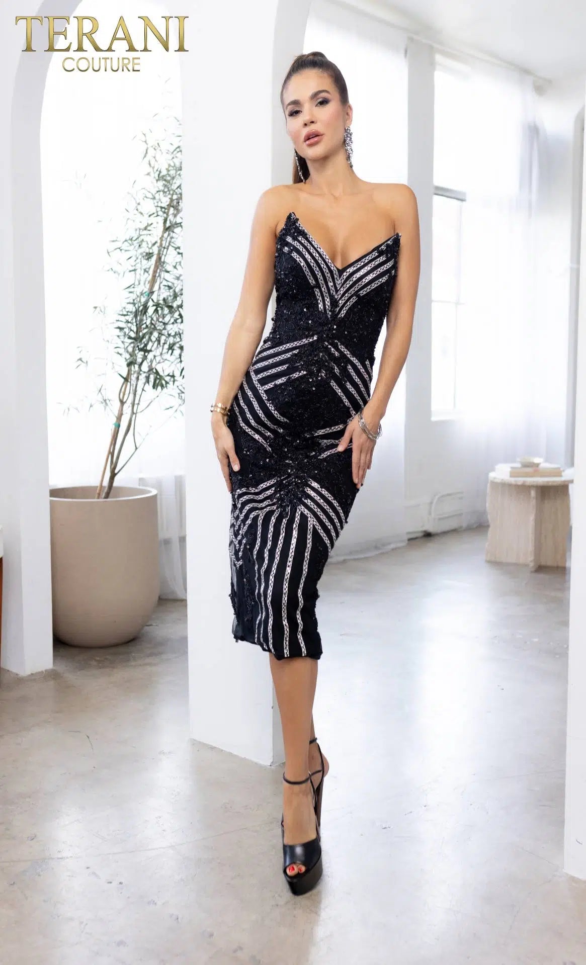 Welcome to WWW.SWANDRESSES.COM, your destination for authentic designer dresses. Discover our Elegant Maxi, Classic Cocktail, Sophisticated Sheath, Glamorous Mermaid, Timeless A-Line, Romantic Lace, Off-the-Shoulder, and High-Low Dresses. Perfect for weddings, galas, proms, and special occasions. Elevate your style 