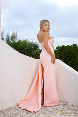 Welcome to WWW.SWANDRESSES.COM, your destination for authentic designer dresses. Discover our Elegant Maxi, Classic Cocktail, Sophisticated Sheath, Glamorous Mermaid, Timeless A-Line, Romantic Lace, Off-the-Shoulder, and High-Low Dresses. Perfect for weddings, galas, proms, and special occasions. Elevate your style 