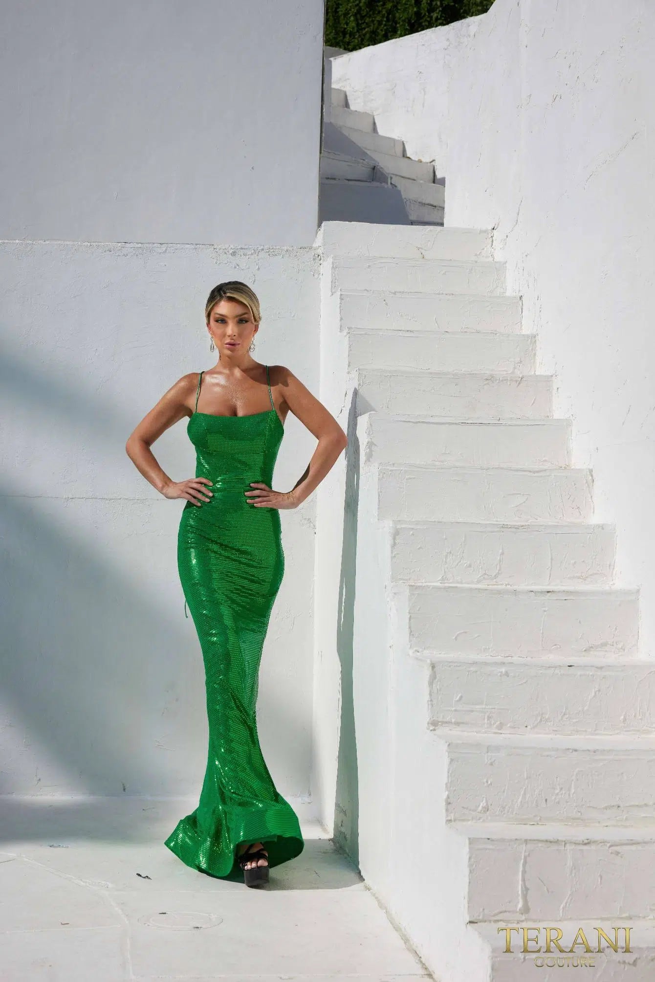 Welcome to WWW.SWANDRESSES.COM, your destination for authentic designer dresses. Discover our Elegant Maxi, Classic Cocktail, Sophisticated Sheath, Glamorous Mermaid, Timeless A-Line, Romantic Lace, Off-the-Shoulder, and High-Low Dresses. Perfect for weddings, galas, proms, and special occasions. Elevate your style 