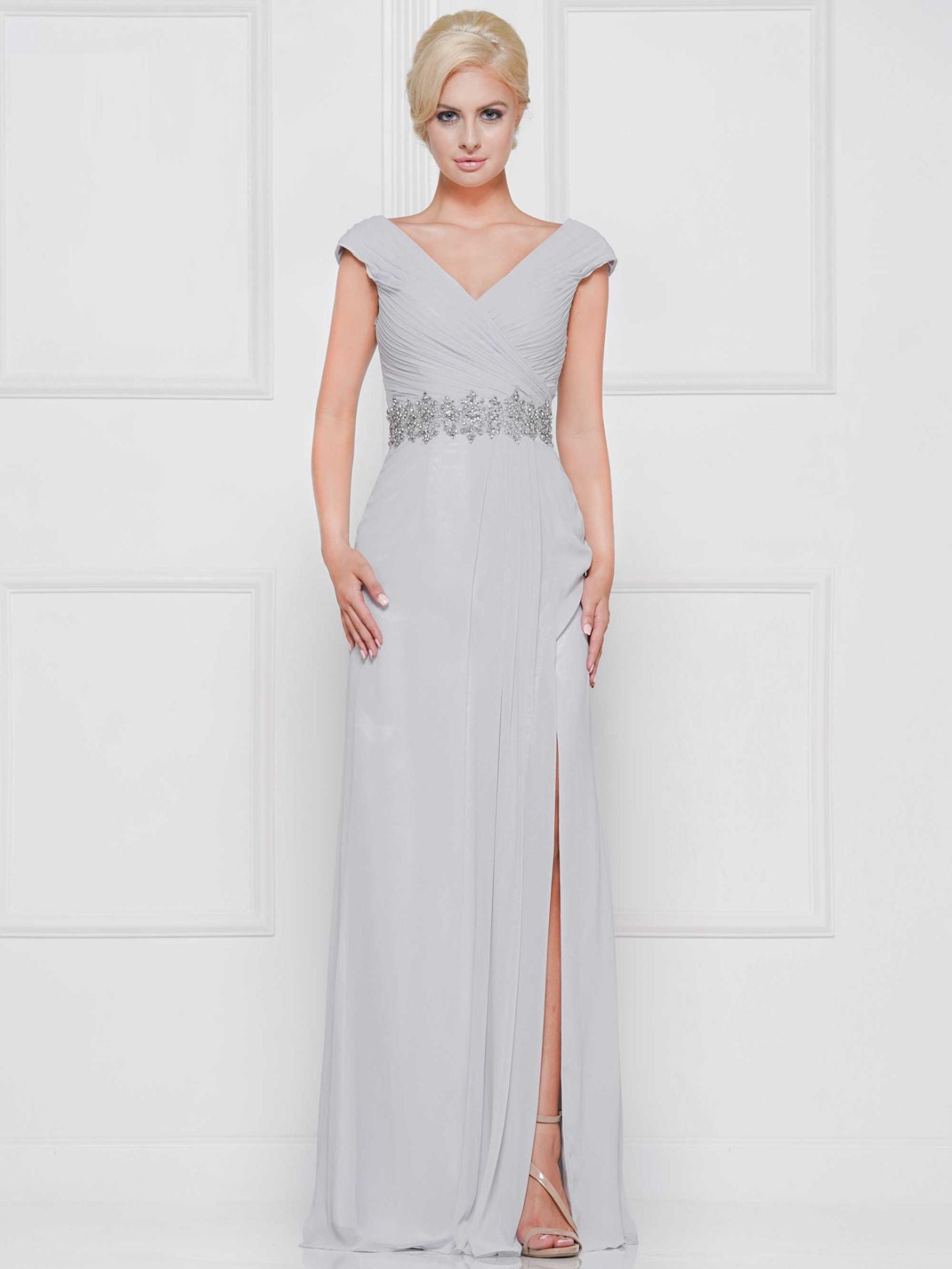 Welcome to WWW.SWANDRESSES.COM, your destination for authentic designer dresses. Discover our Elegant Maxi, Classic Cocktail, Sophisticated Sheath, Glamorous Mermaid, Timeless A-Line, Romantic Lace, Off-the-Shoulder, and High-Low Dresses. Perfect for weddings, galas, proms, and special occasions. Elevate your style 