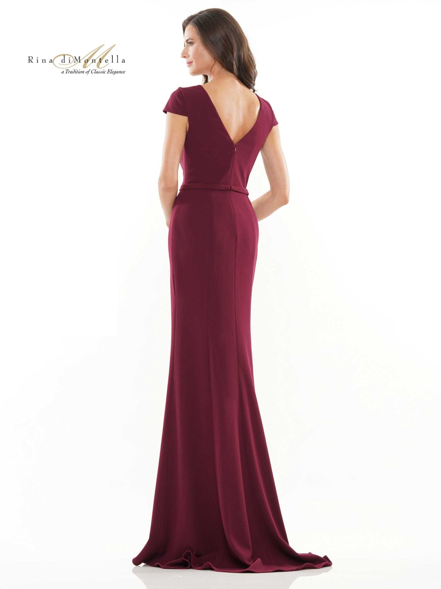 Welcome to WWW.SWANDRESSES.COM, your destination for authentic designer dresses. Discover our Elegant Maxi, Classic Cocktail, Sophisticated Sheath, Glamorous Mermaid, Timeless A-Line, Romantic Lace, Off-the-Shoulder, and High-Low Dresses. Perfect for weddings, galas, proms, and special occasions. Elevate your style 